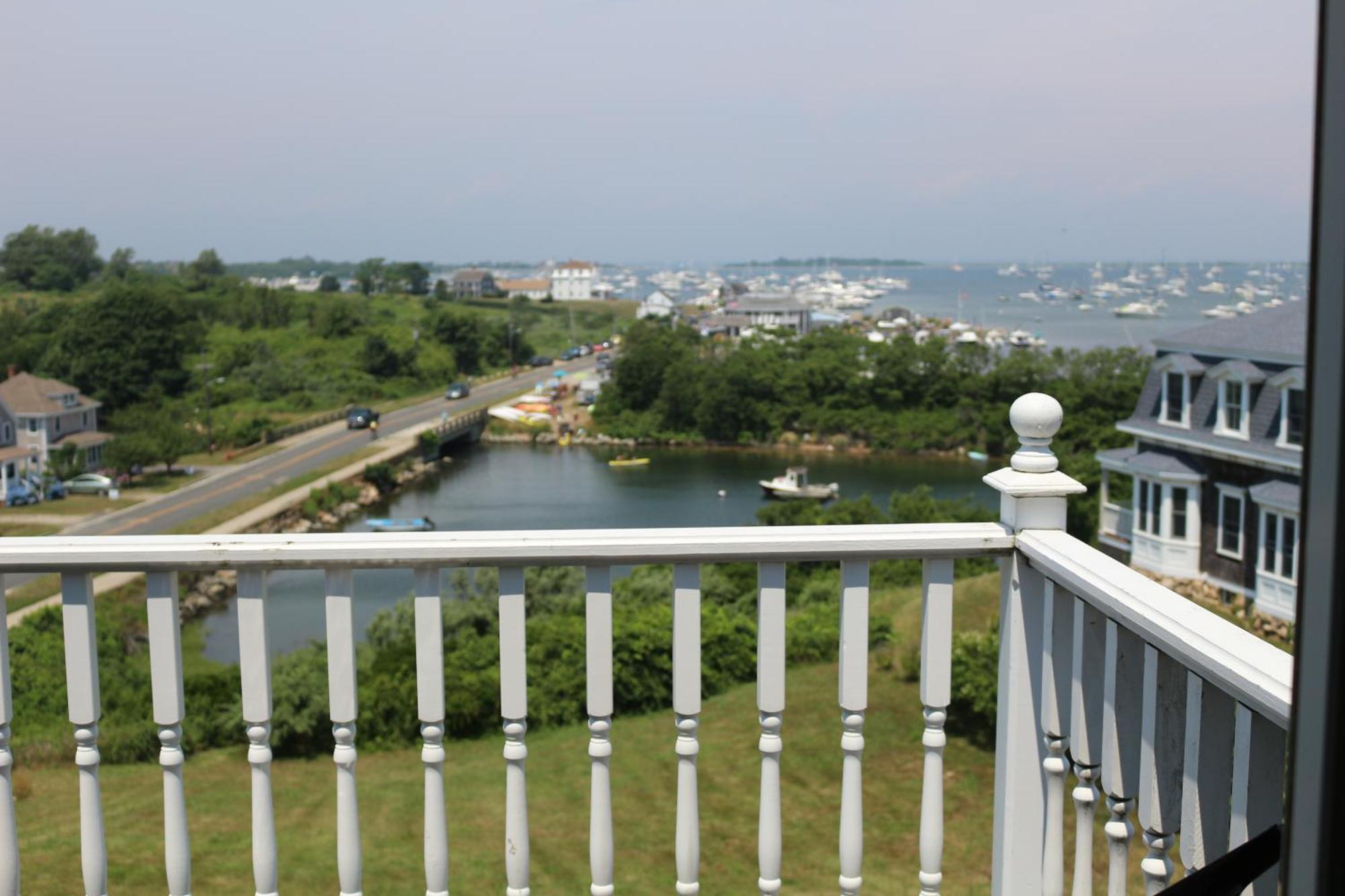 Payne'S Harbor View Inn New Shoreham Εξωτερικό φωτογραφία