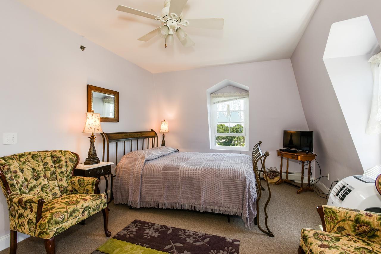 Payne'S Harbor View Inn New Shoreham Εξωτερικό φωτογραφία
