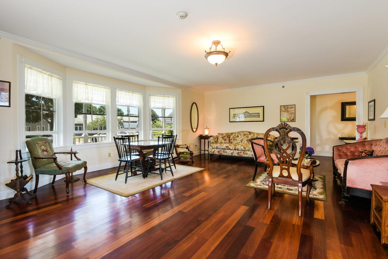 Payne'S Harbor View Inn New Shoreham Εξωτερικό φωτογραφία