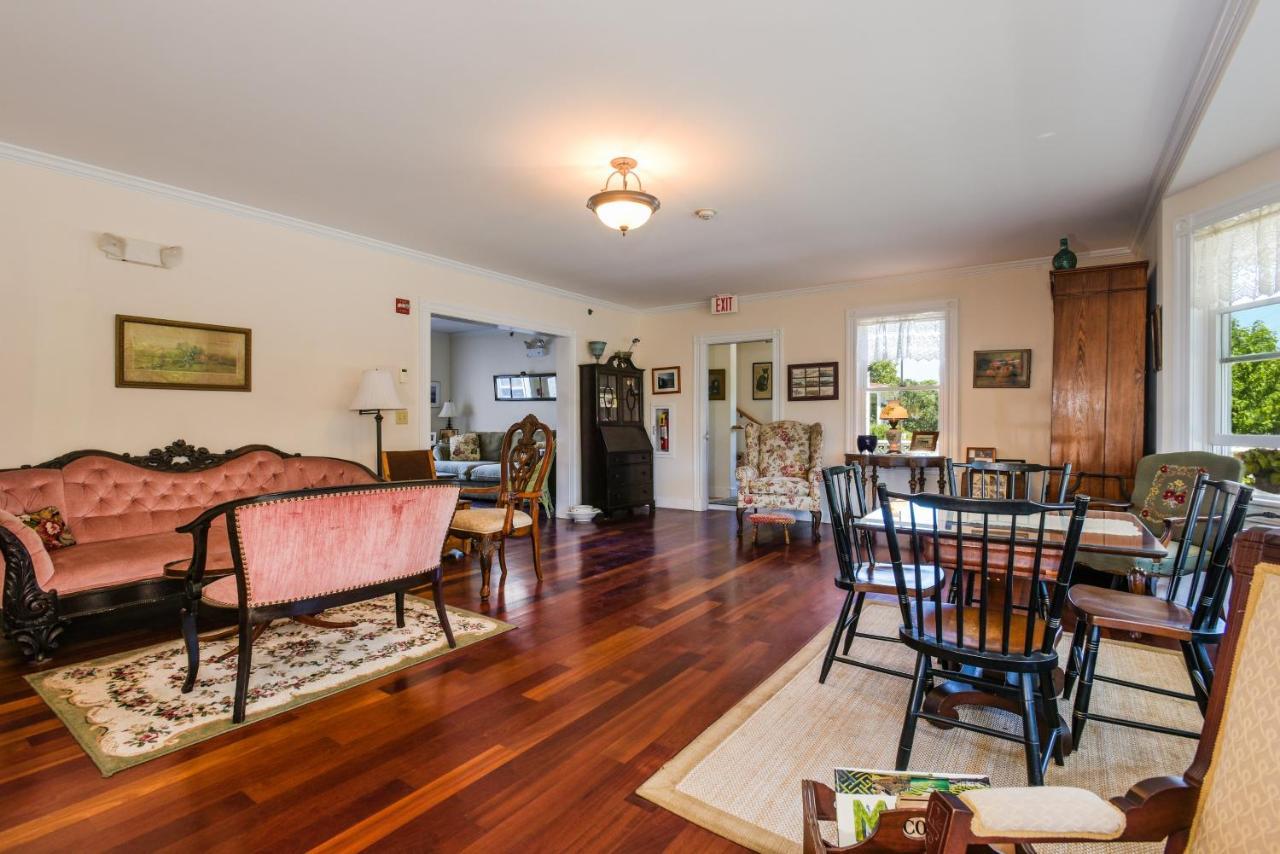 Payne'S Harbor View Inn New Shoreham Εξωτερικό φωτογραφία